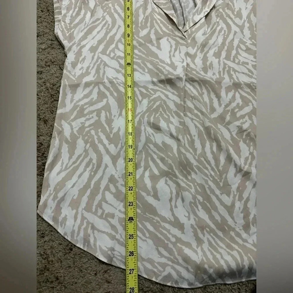 NWT JOIE Tiger Print Dolman Short Sleeve Soft Flowy Lightweight Blouse Top XS - Picture 7 of 7